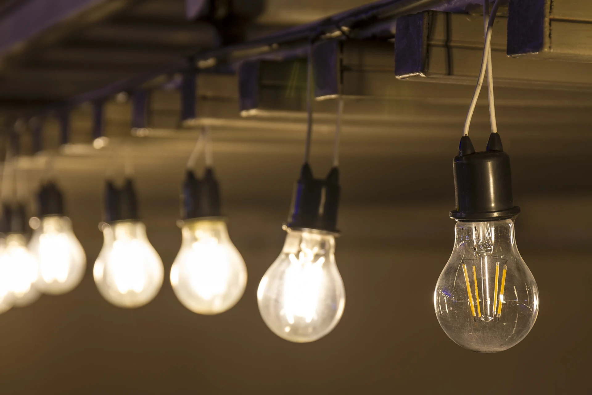 Why Do My Lightbulbs Keep Blowing Out